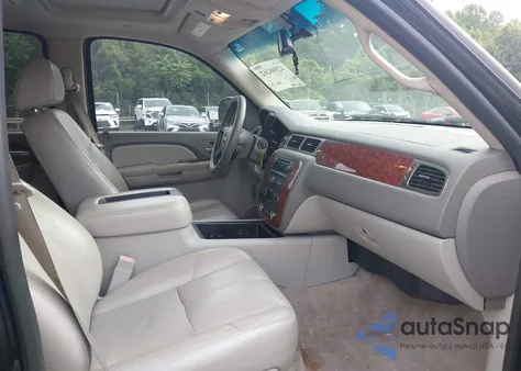 2007 Chevrolet Suburban K1500 from USA, damaged, VIN 1GNFK16397J189254